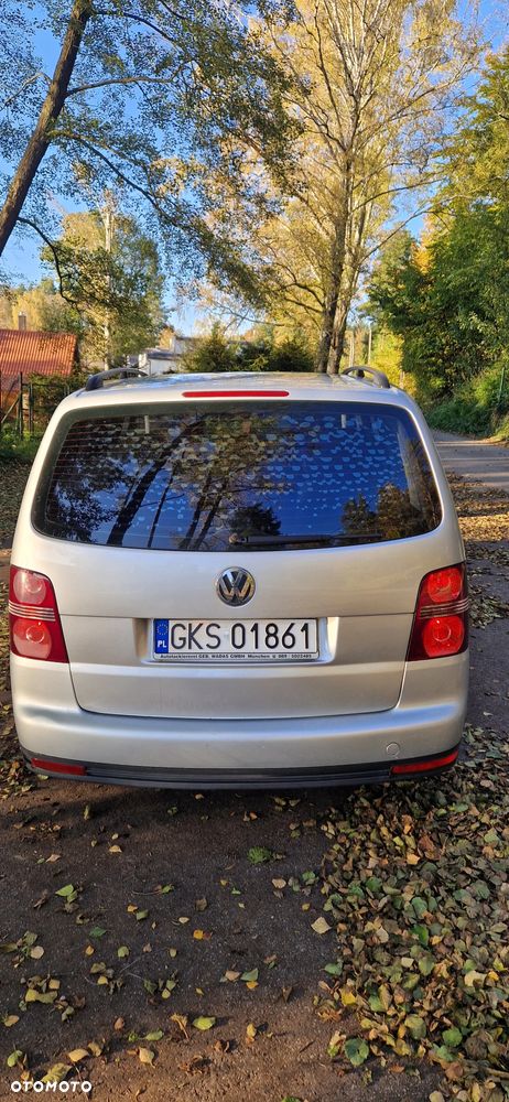 Volkswagen Touran 2.0 TDI Highline DSG - 12