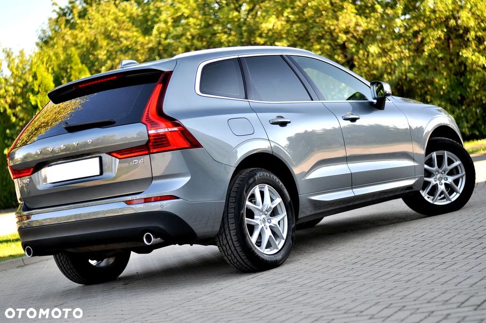 Volvo XC 60 D4 Momentum Pro - 14