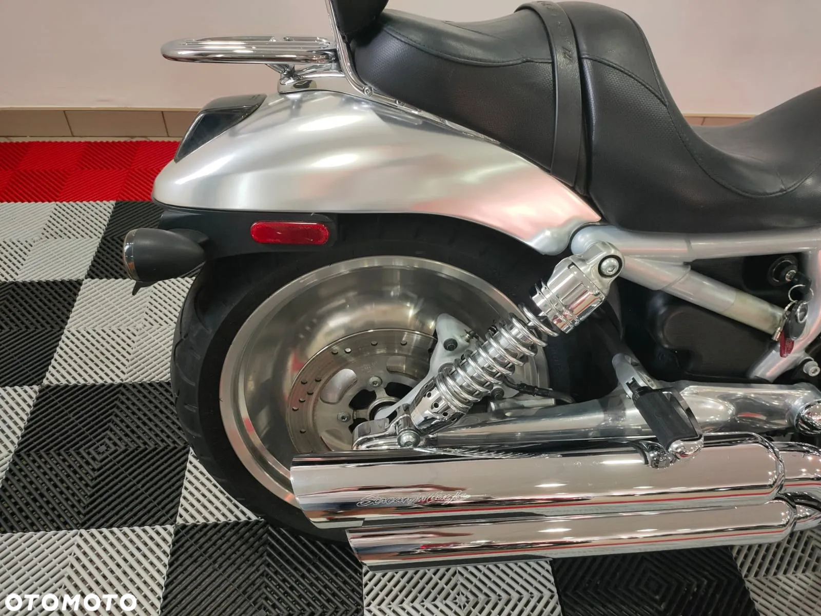 Harley-Davidson Softail V-Rod - 10