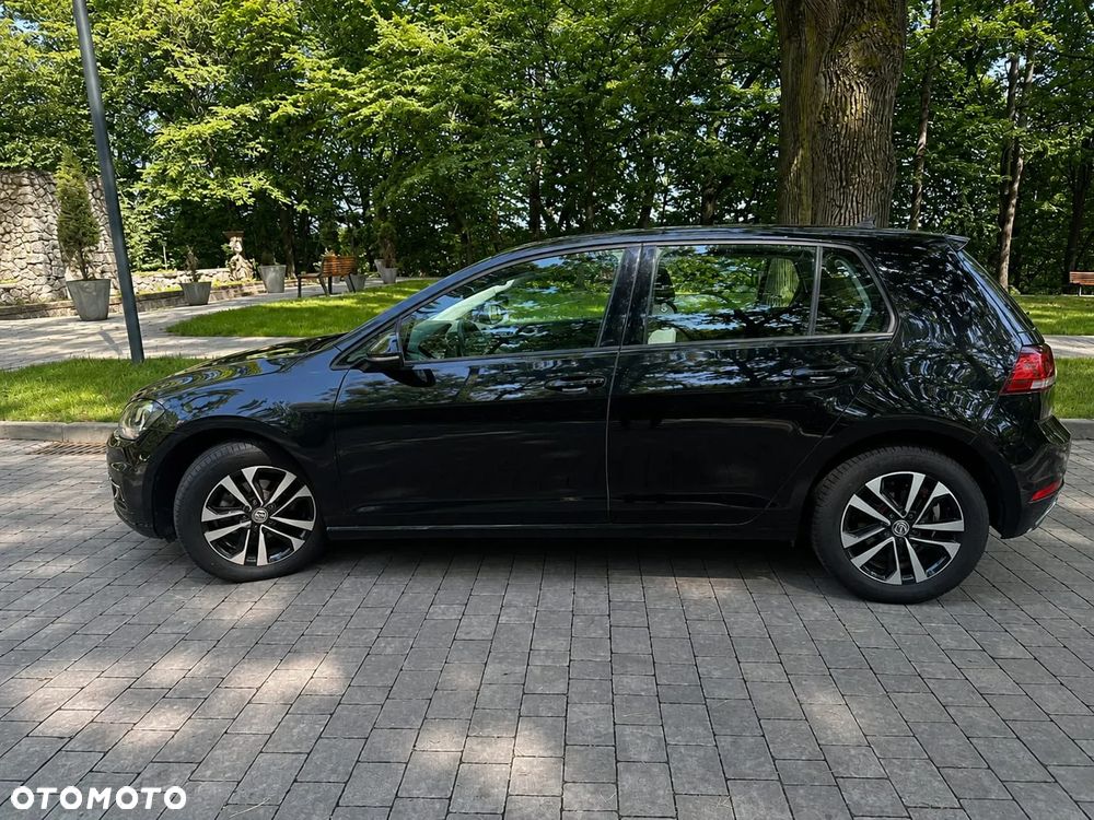 Volkswagen Golf - 5
