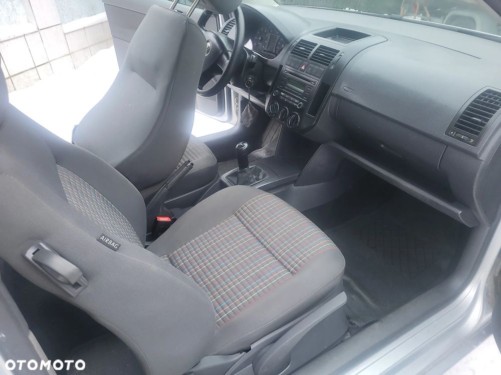 Volkswagen Polo 1.2 Comfortline - 35