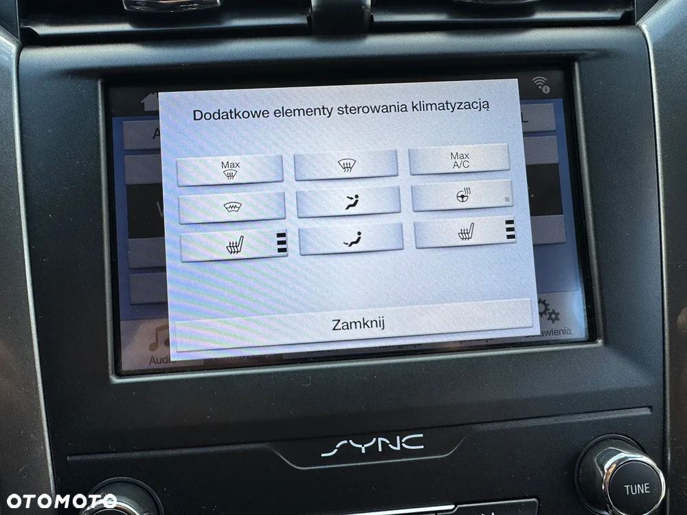 Ford Mondeo - 36