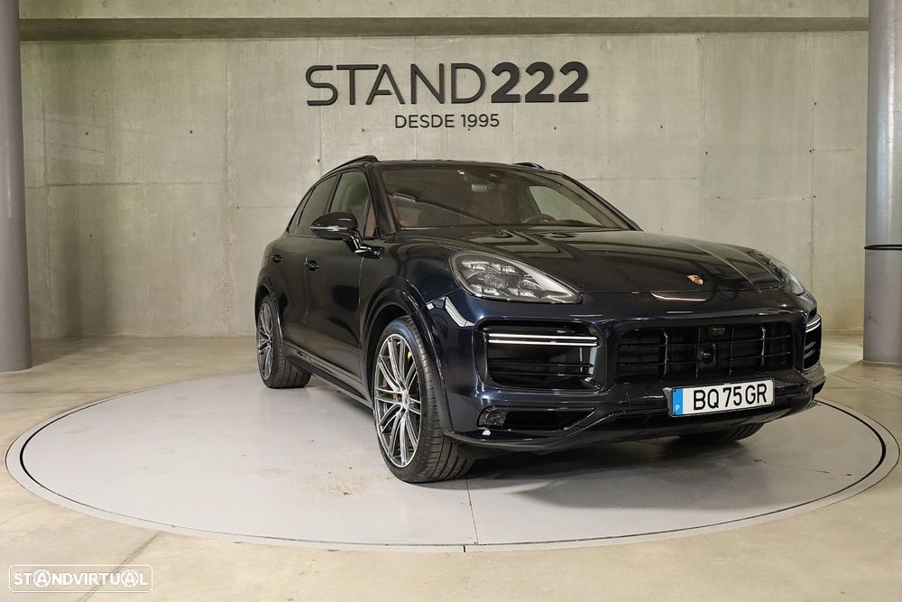 Porsche Cayenne Turbo - 3