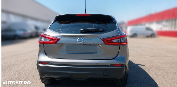 Nissan Qashqai - 4