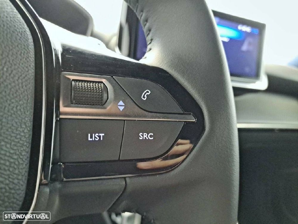 Peugeot 2008 1.2 Hybrid Allure e-DCS6 - 17