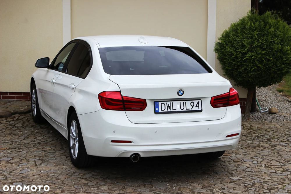 BMW Seria 3 316d Edition Luxury Line Purity - 4
