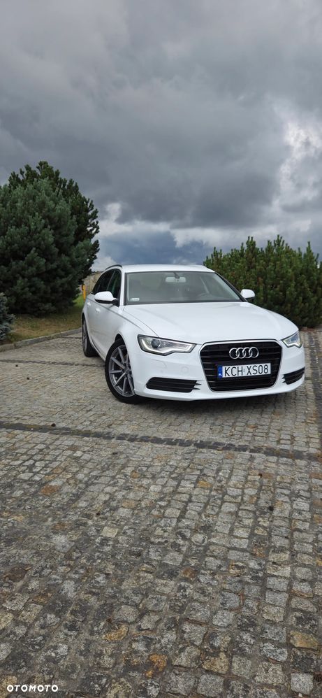Audi A6 Avant - 1