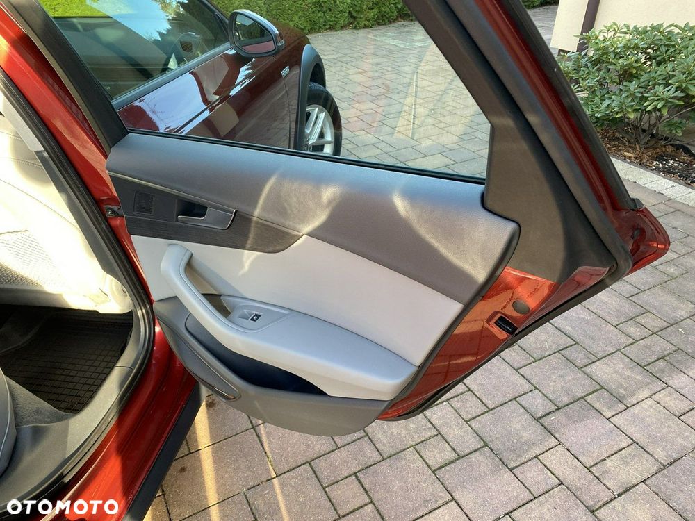 Audi A4 Allroad 2.0 TDI Quattro S tronic - 35