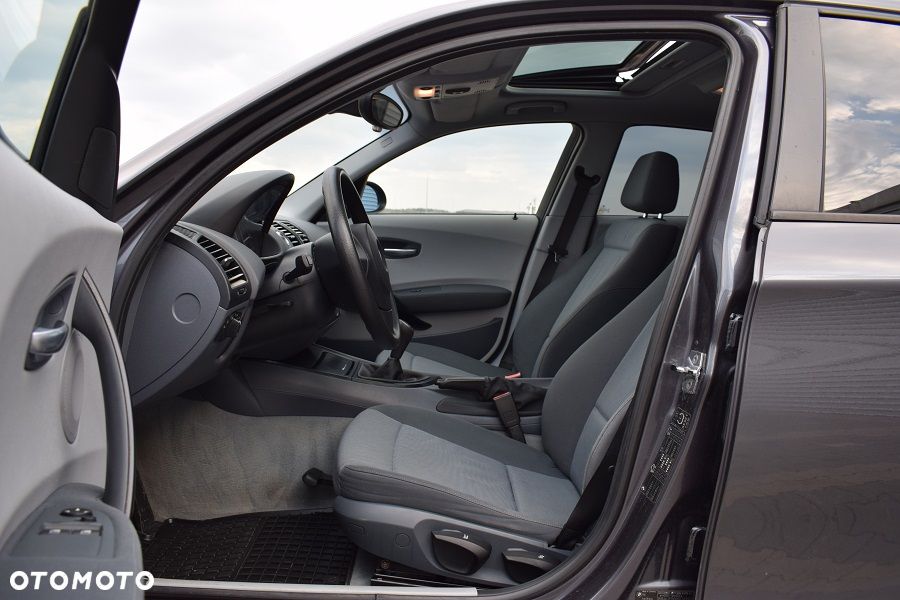 BMW Seria 1 116i - 6