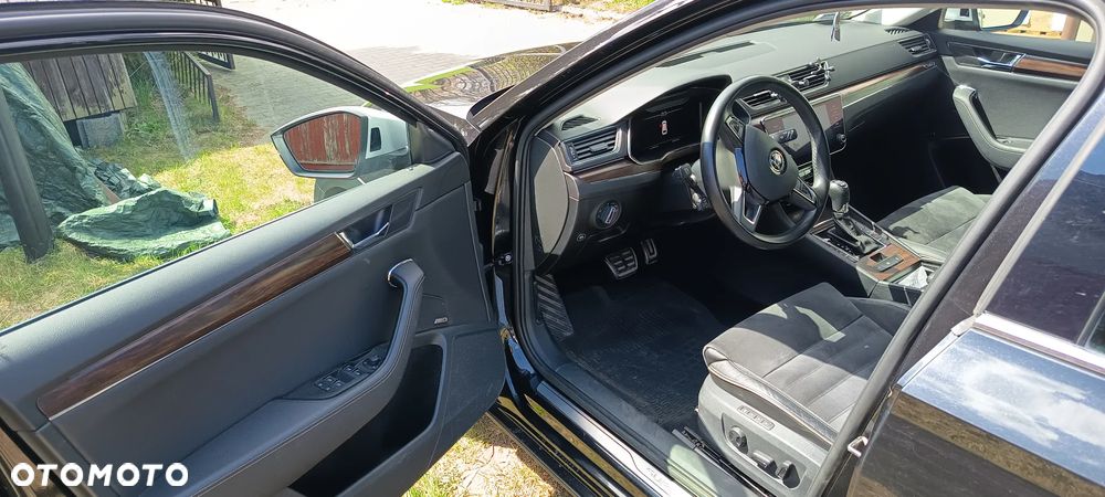 Skoda Superb 2.0 TSI 4x4 Scout DSG - 32