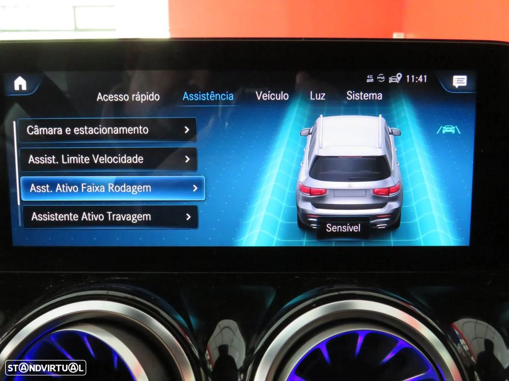 Mercedes-Benz GLB 200 d AMG Line - 36