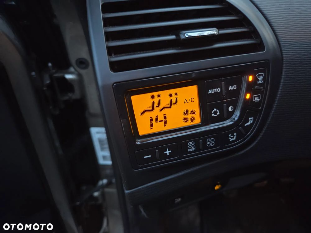 Citroën C4 Grand Picasso 2.0 HDi Exclusive - 9