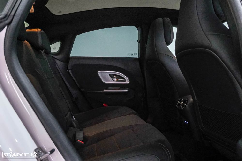 Mercedes-Benz CLA 250+ EQ - 52