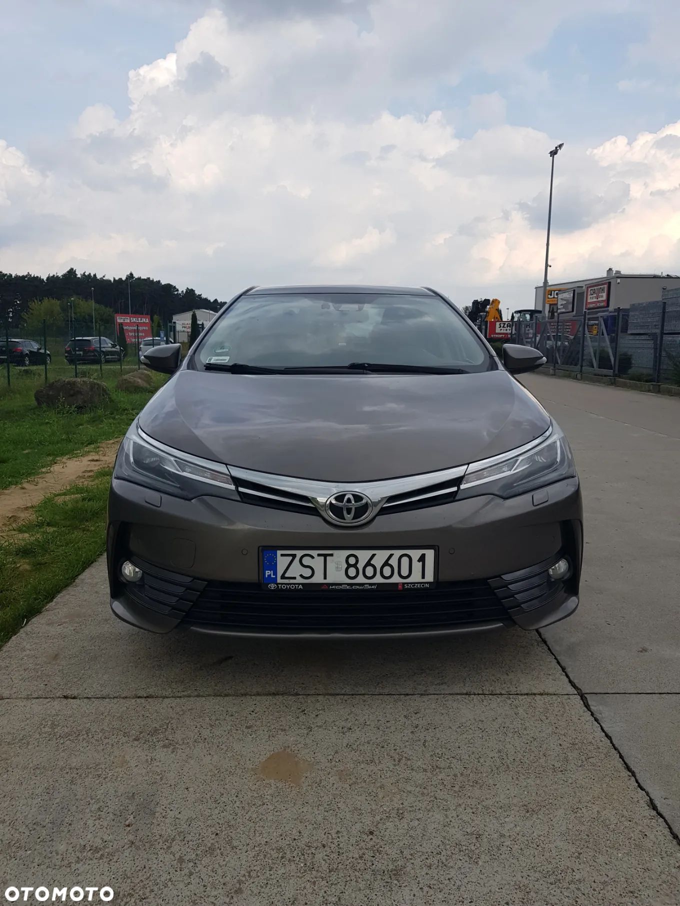 Toyota Corolla 1.6 Comfort - 1