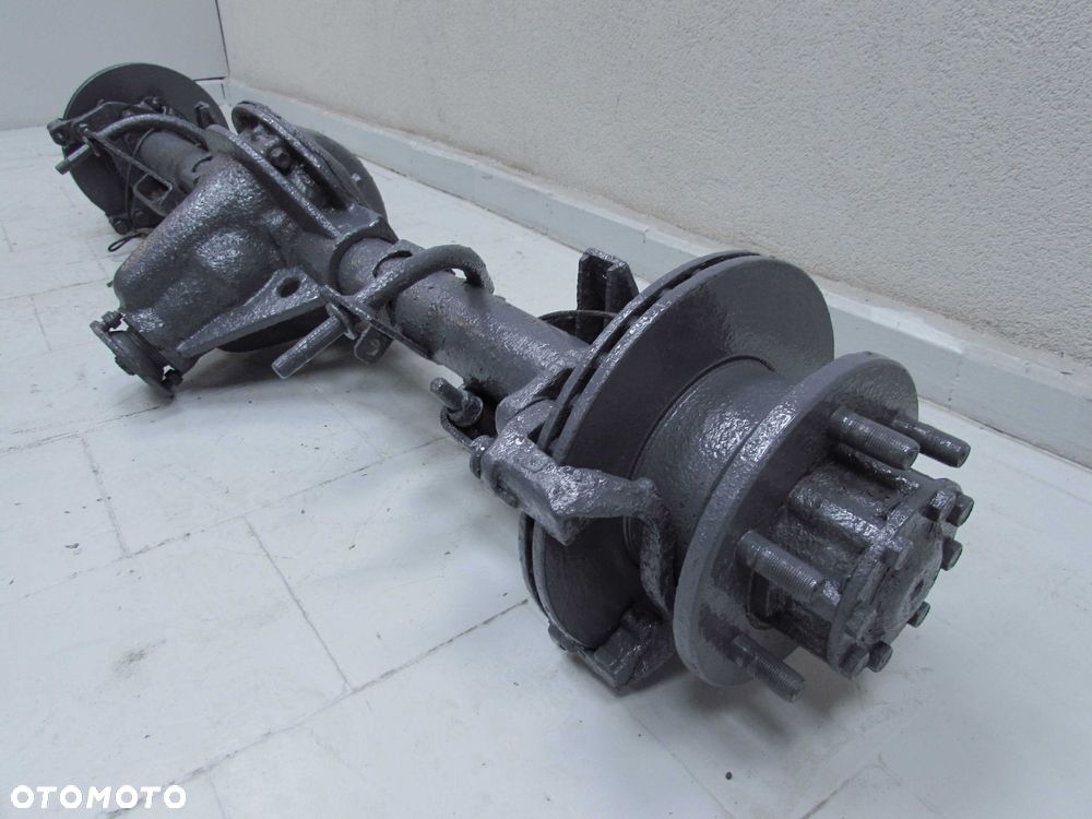 IVECO DAILY IV 35C 50C BLIZNIAK 11-19 MOST NAPEDOWY TYL DYFER ABS 9/38 9X38 - 6