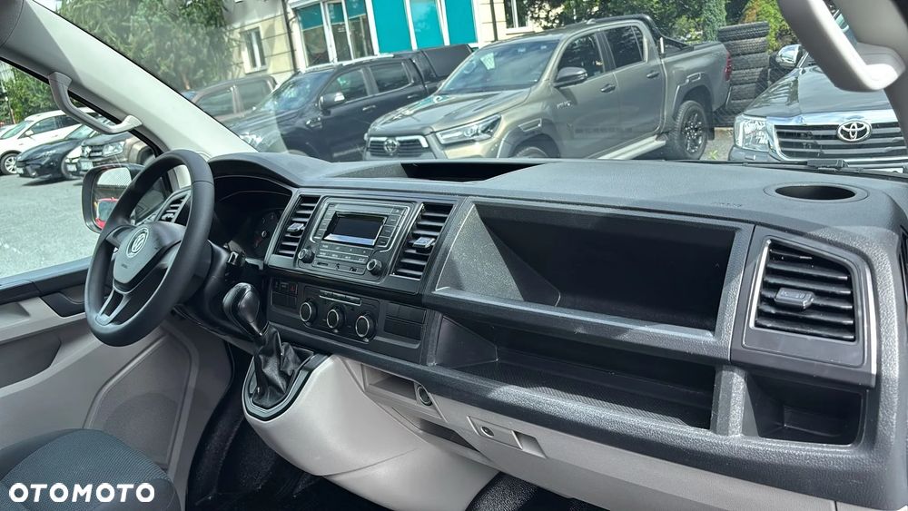 Volkswagen Transporter T6 - 18