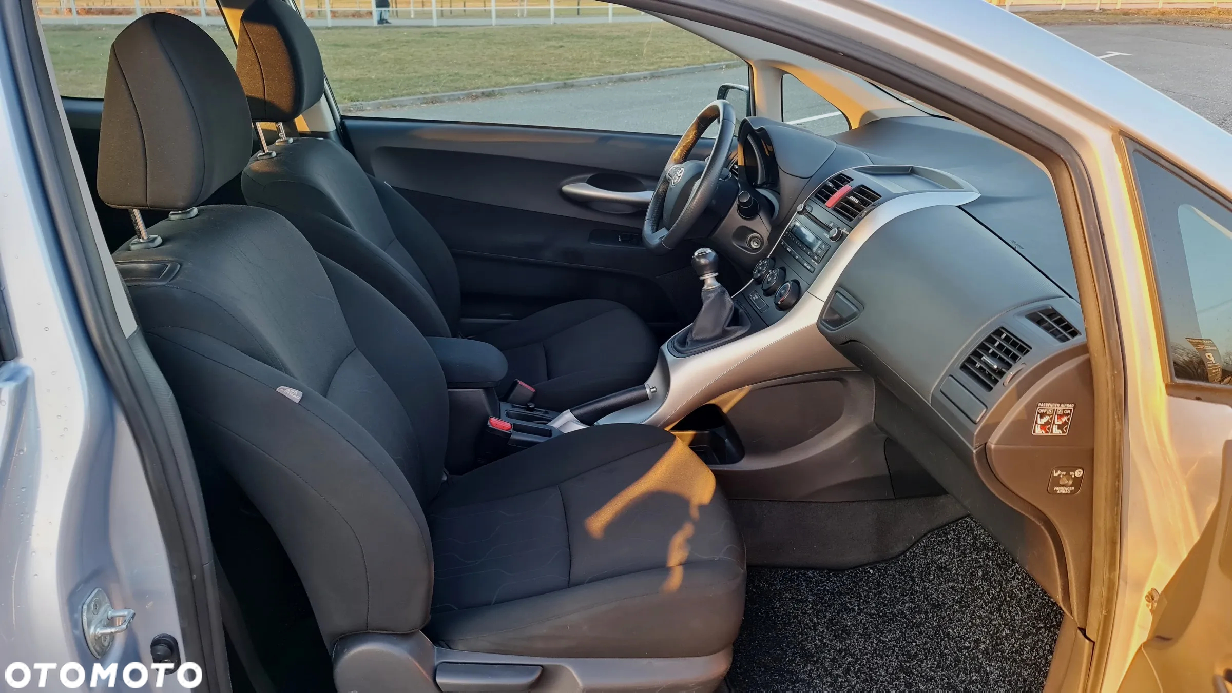 Toyota Auris 1.6 Edition - 14