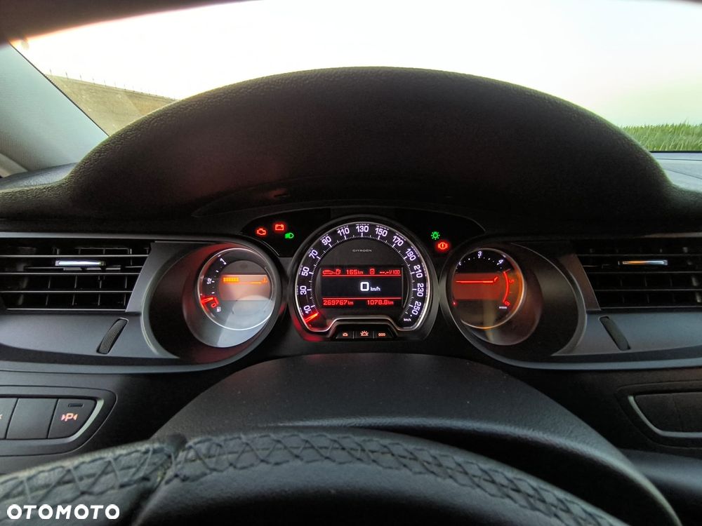Citroën C5 2.0 HDi Exclusive - 10