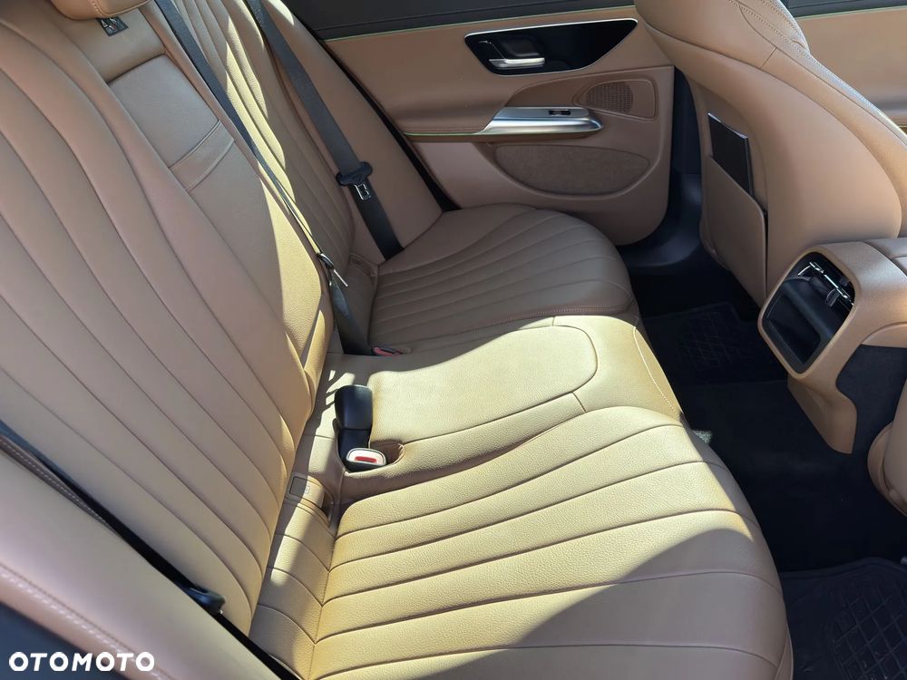 Mercedes-Benz Klasa E 200 mHEV Avantgarde 9G-Tronic - 11