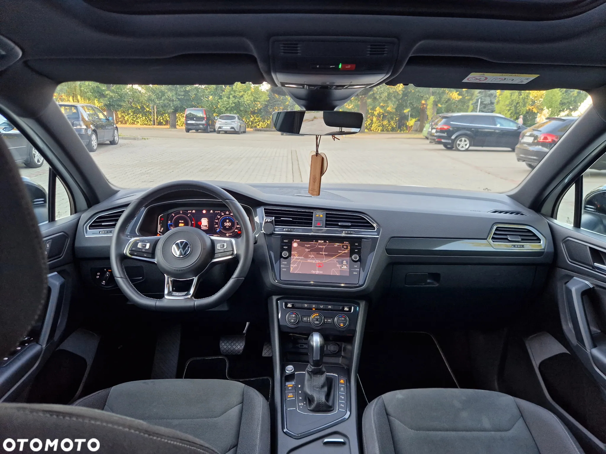 Volkswagen Tiguan 2.0 TDI SCR DSG R-Line - 9