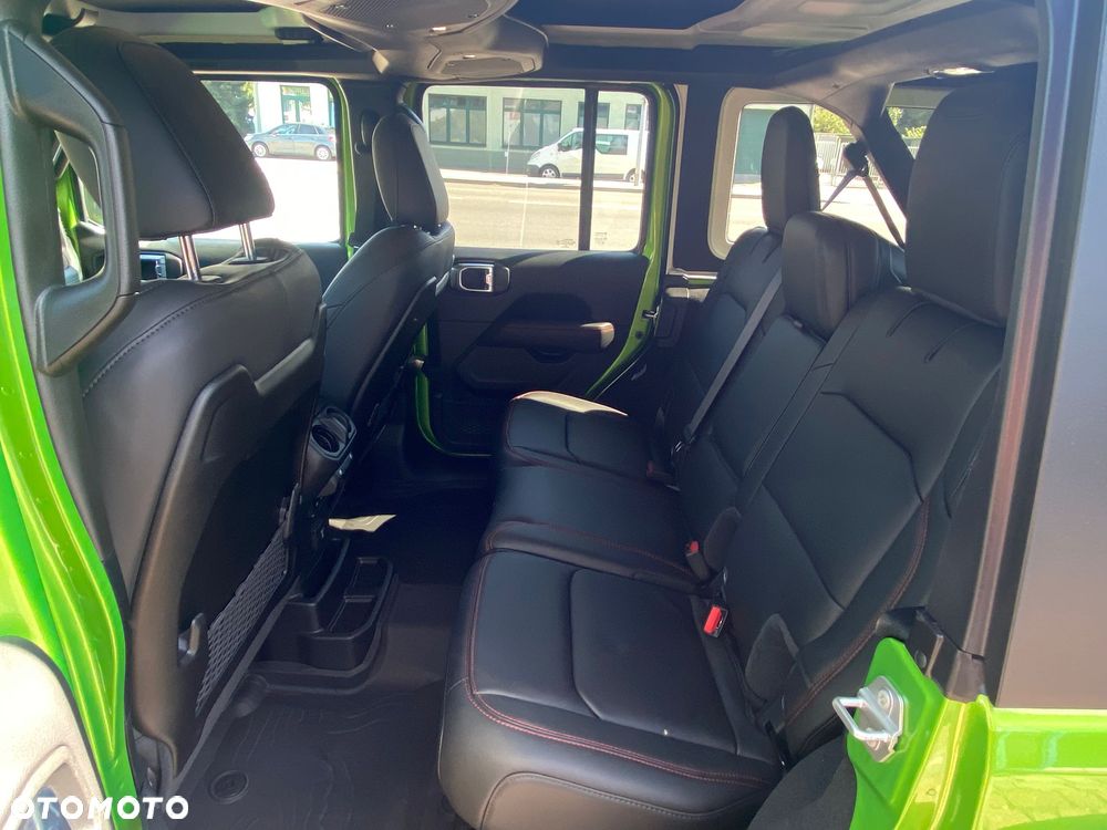 Jeep Wrangler Unlimited GME 2.0 Turbo Rubicon - 12