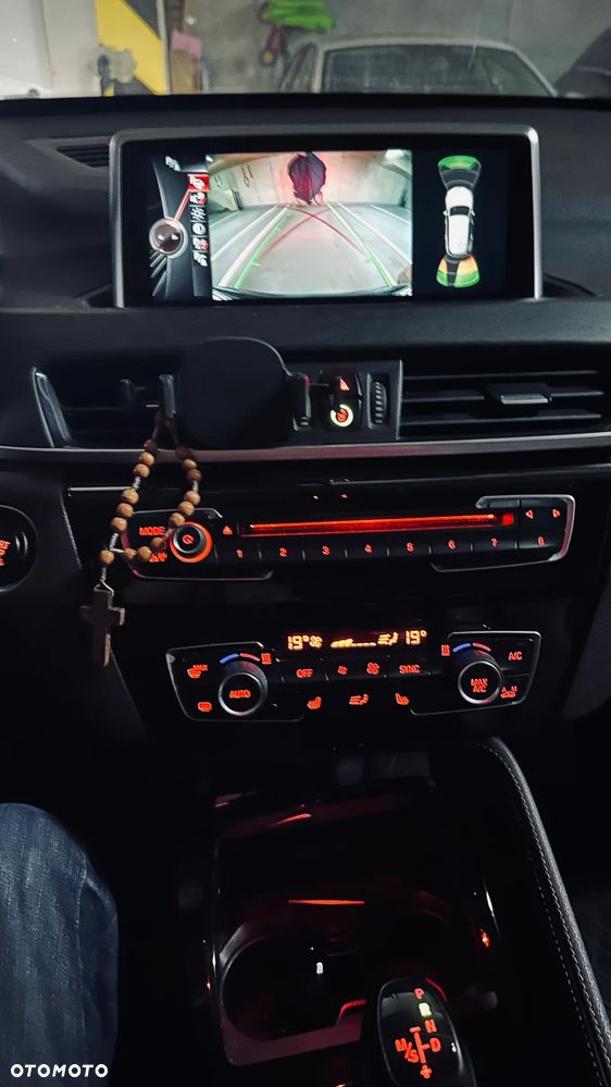 BMW X1 - 16
