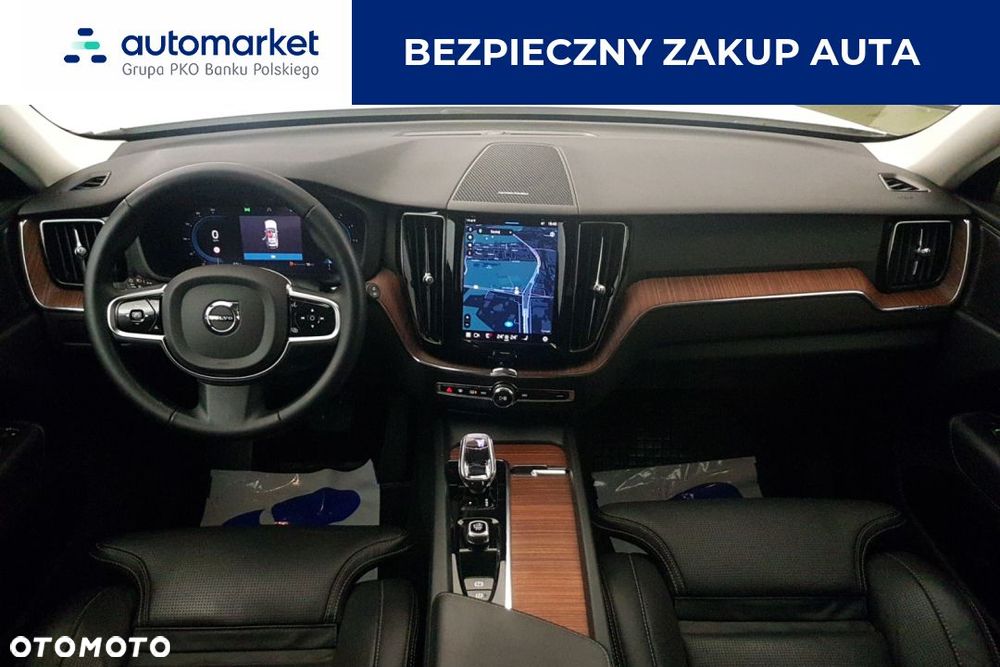 Volvo XC 60 B5 D AWD Plus Dark - 9