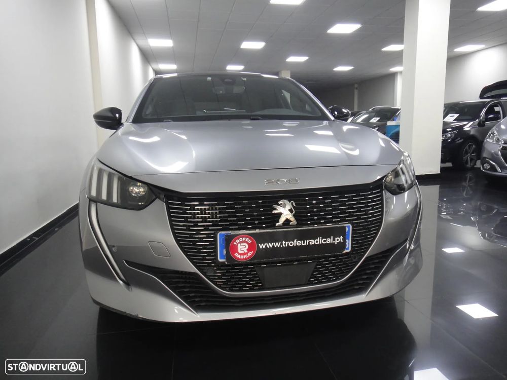 Peugeot 208 PureTech 130 EAT8 GT - 3