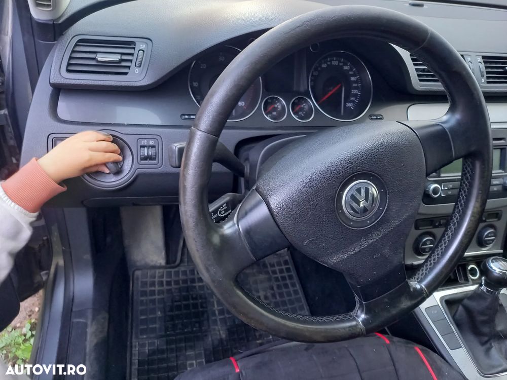Volkswagen Passat 2.0 TDI DPF Comfortline - 7