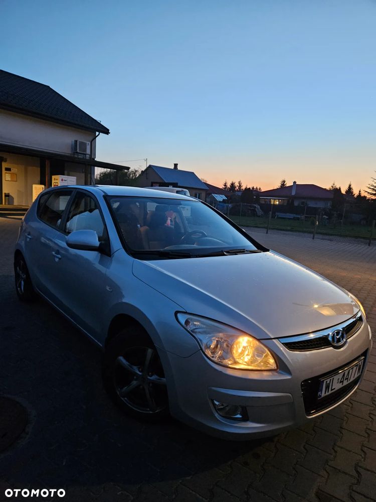 Hyundai i30 1.6 Comfort - 1