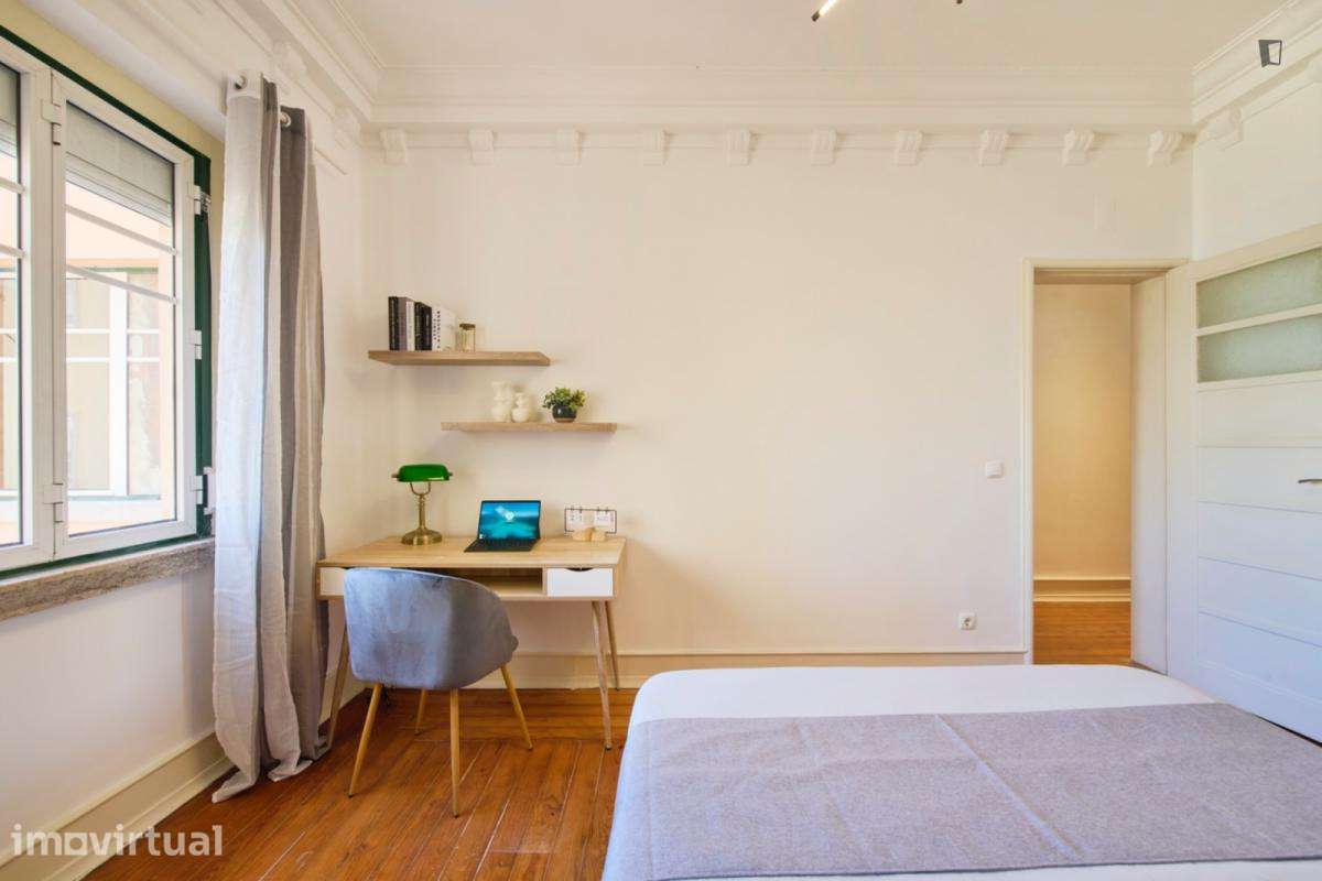 Quarto - localizado em Alameda Lisbon - Grande imagem: 4/26