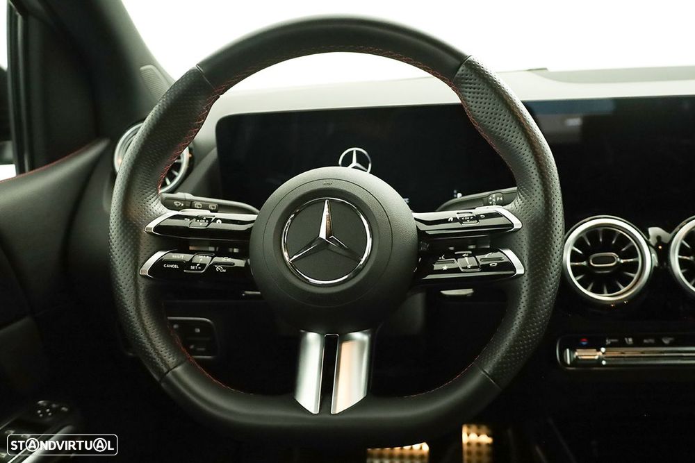 Mercedes-Benz B 250 e AMG Line - 15