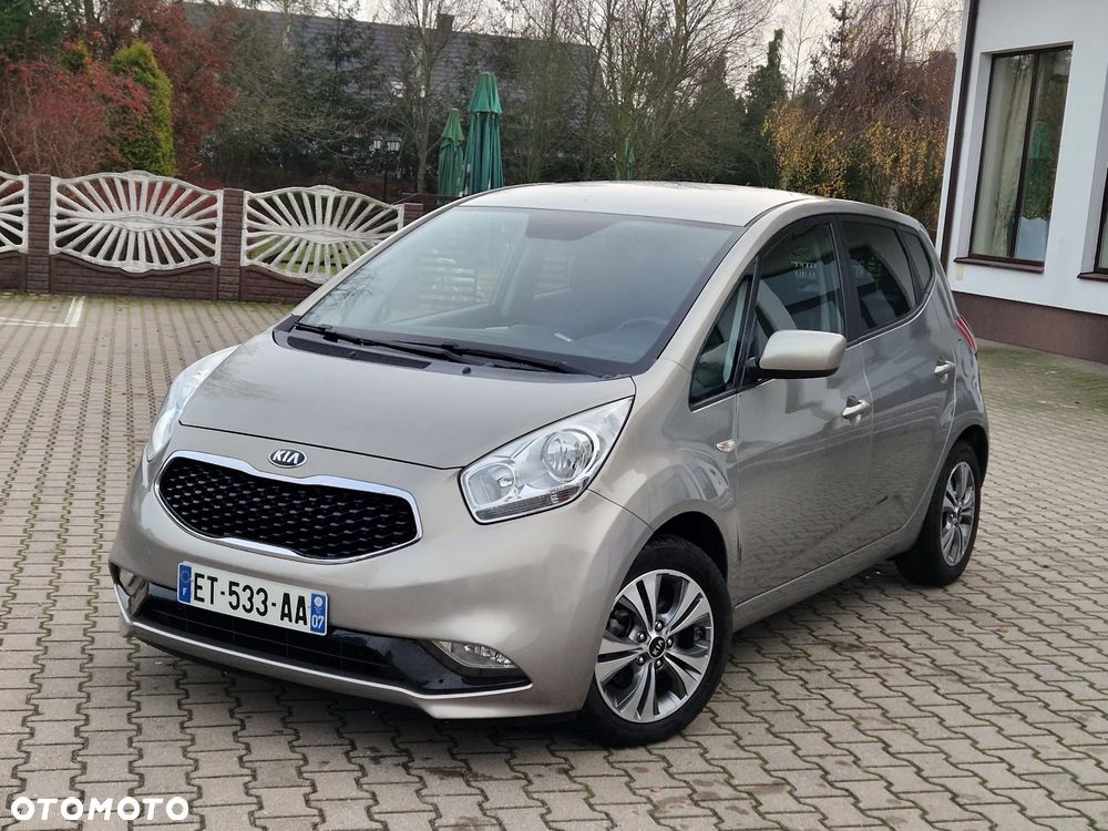Kia Venga - 33