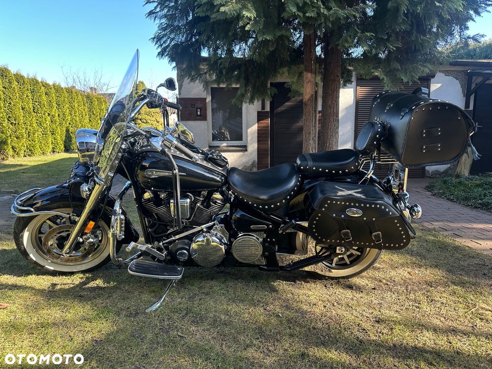 Yamaha Road Star - 1