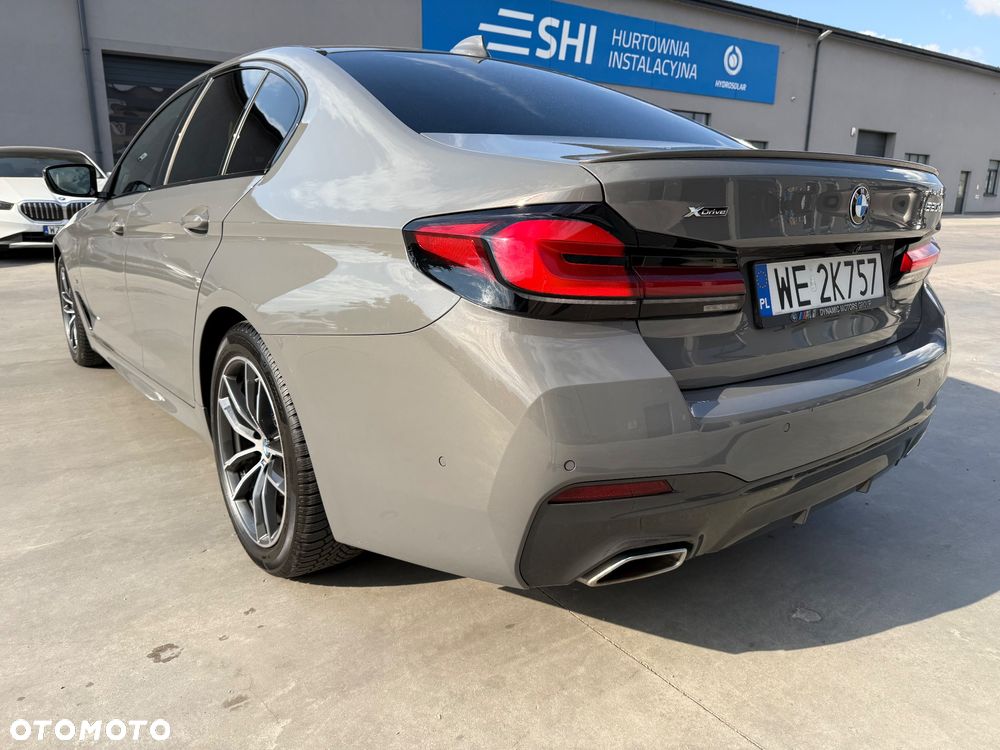 BMW Seria 5 520d xDrive M Sport sport - 4