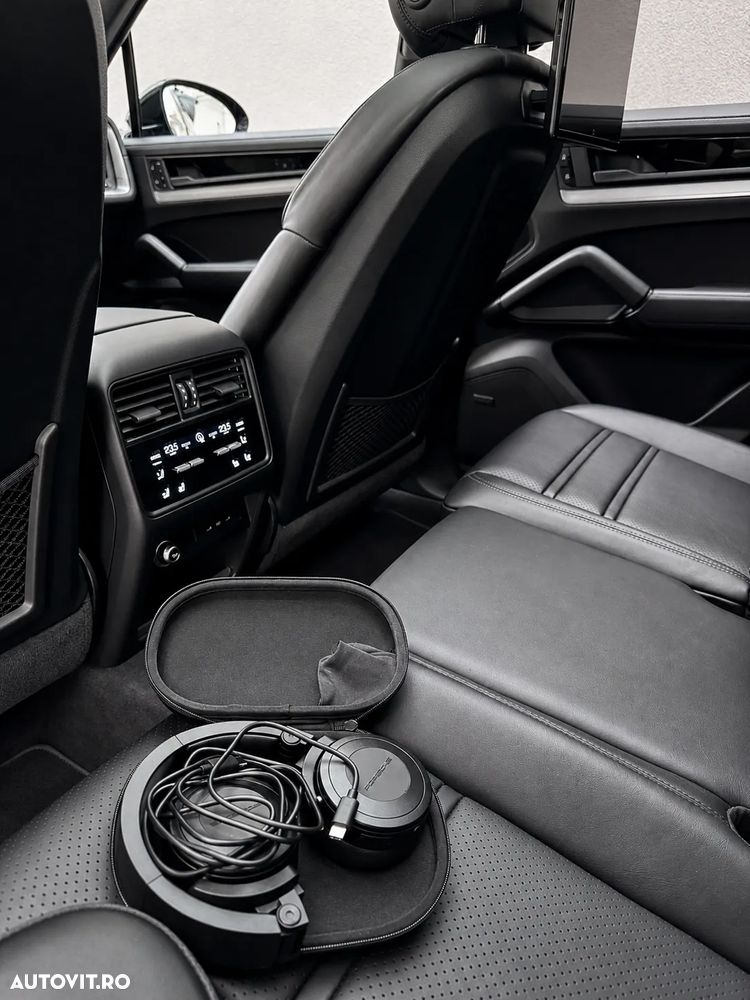Porsche Cayenne S E-Hybrid Tiptronic S Black Edition - 9