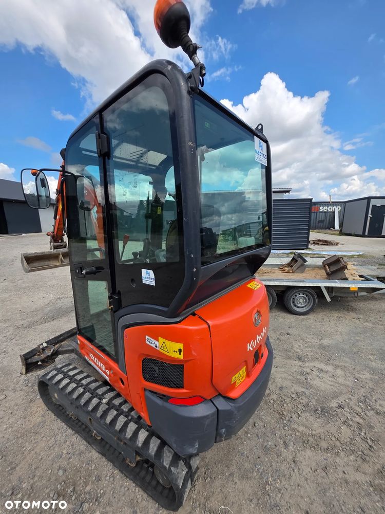 Kubota kx19 - 17