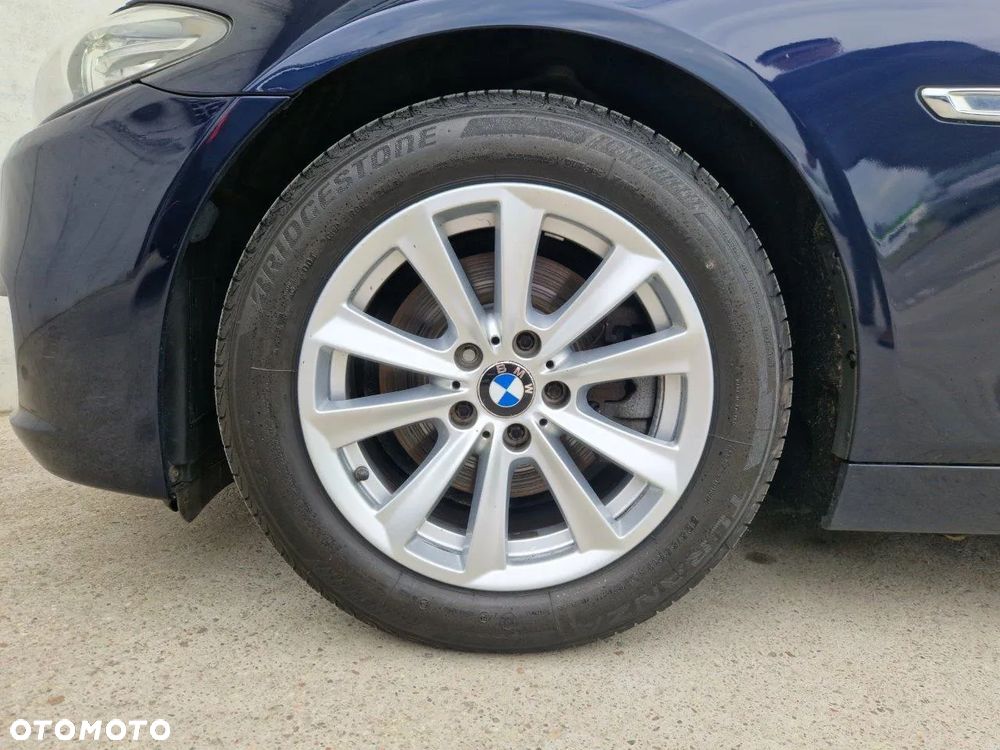 BMW Seria 5 520d - 12