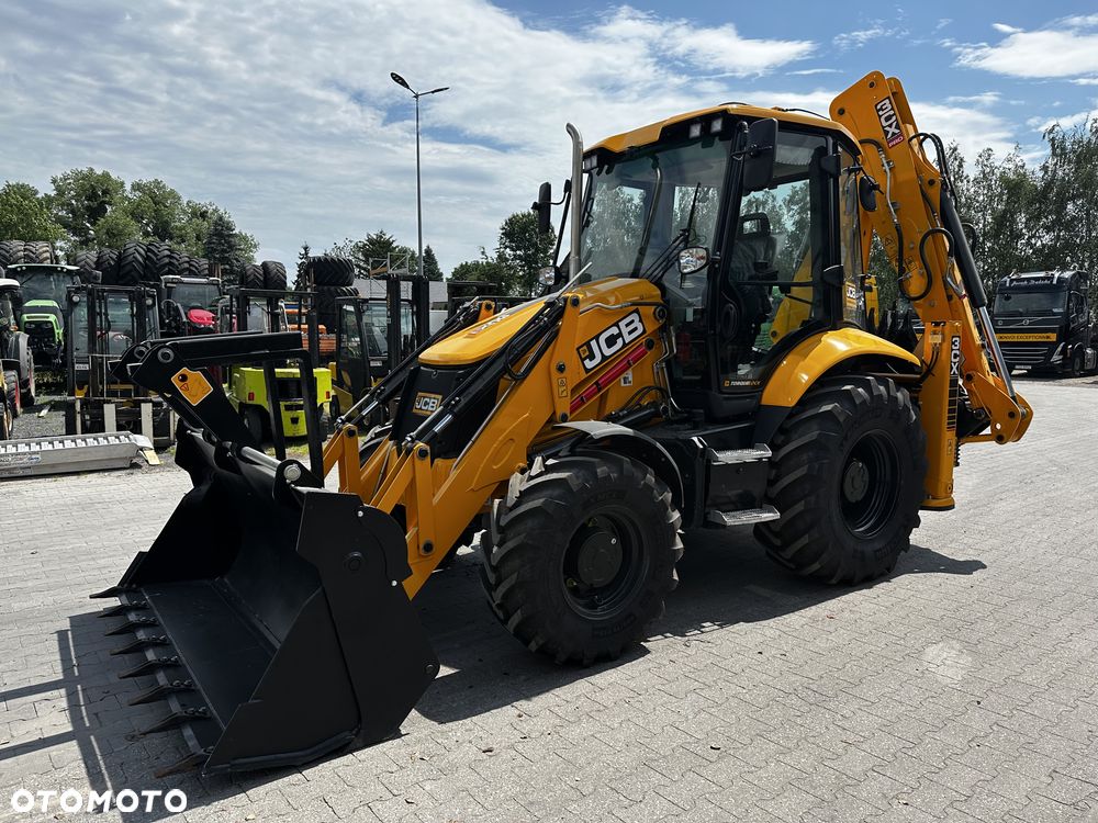JCB 3CX PRO - 1