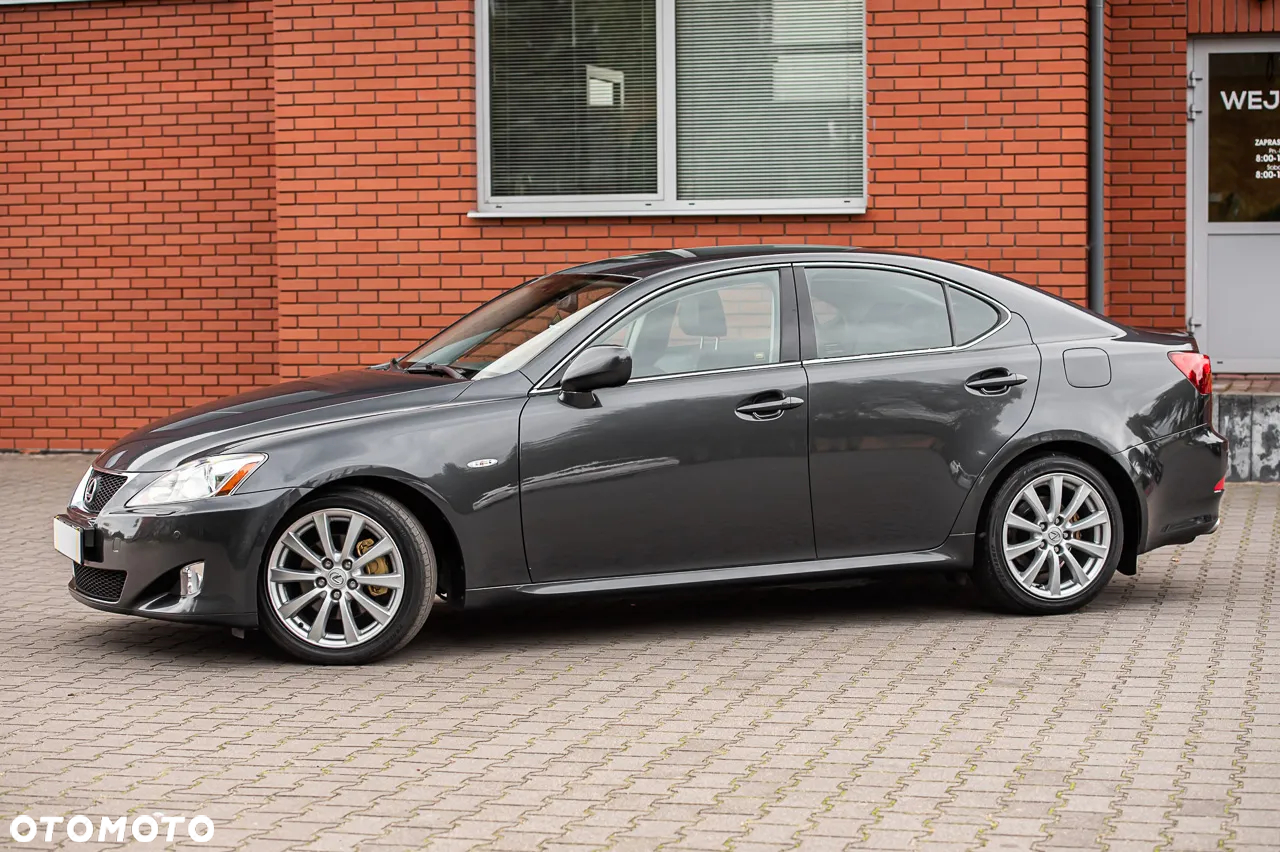Lexus IS 250 Prestige - 6