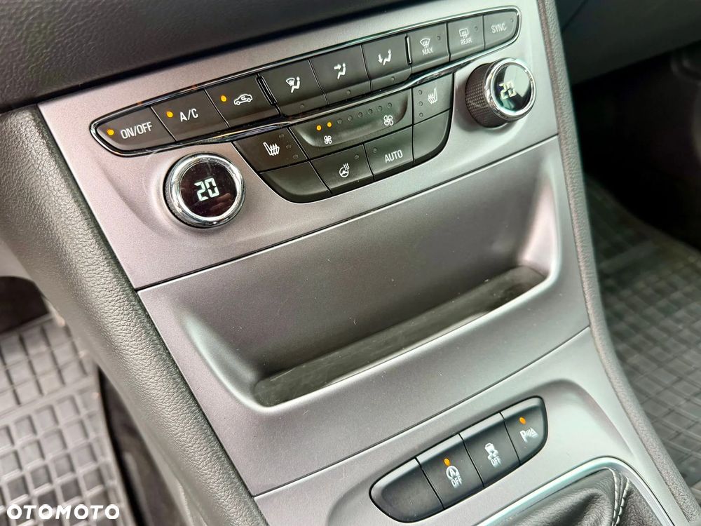 Opel Astra 1.6 CDTI DPF ecoFLEX TourerStart/Stop ENERGY - 15