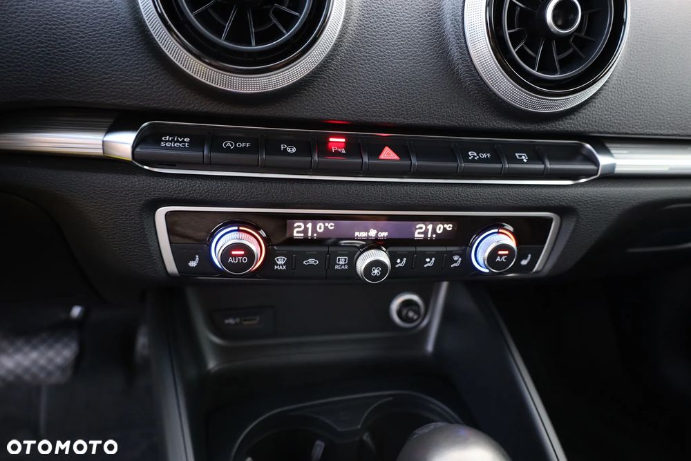 Audi A3 Limousine 1.4 TFSI CoD Sport S tronic - 14