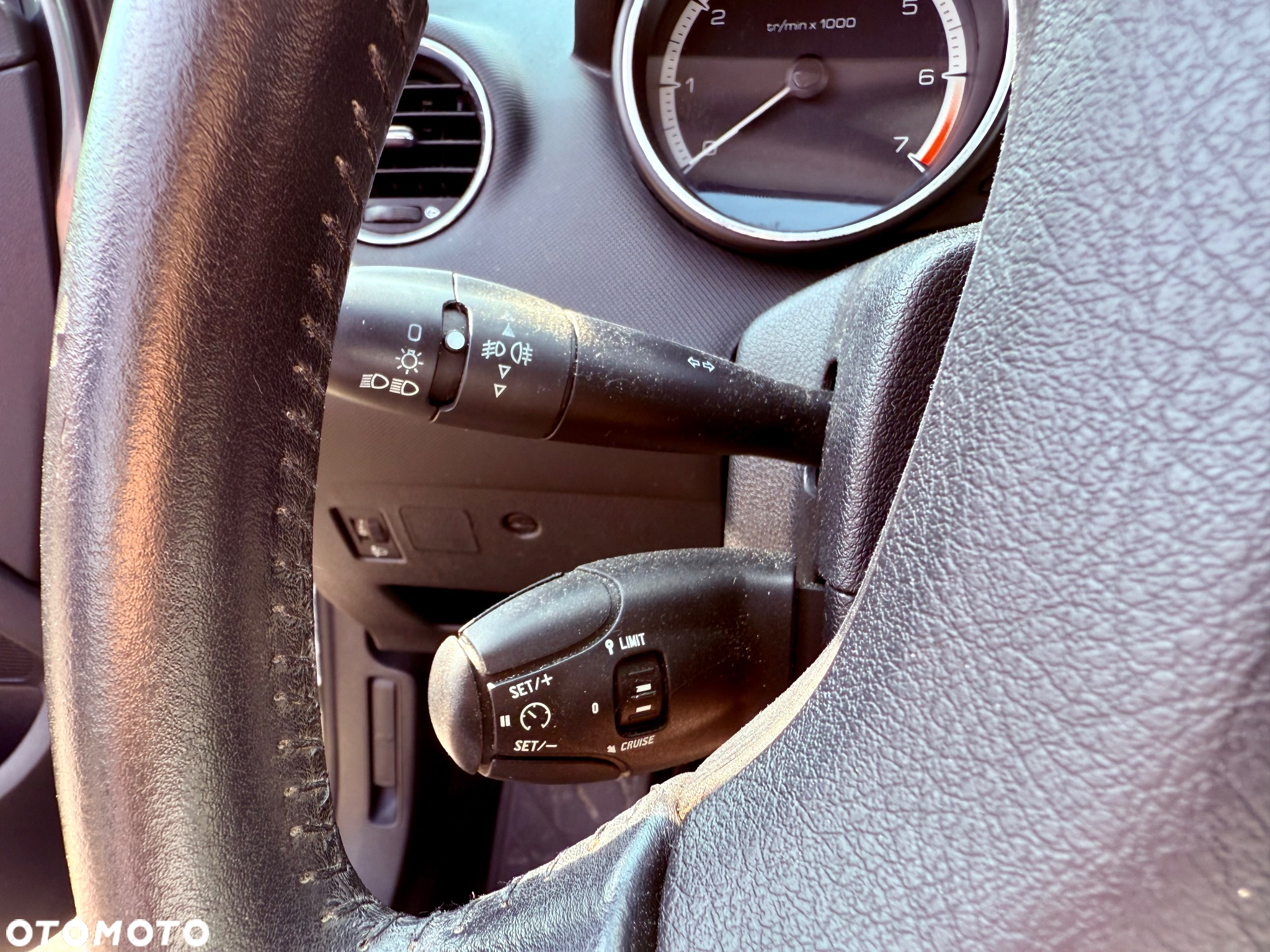 Peugeot 308 - 15