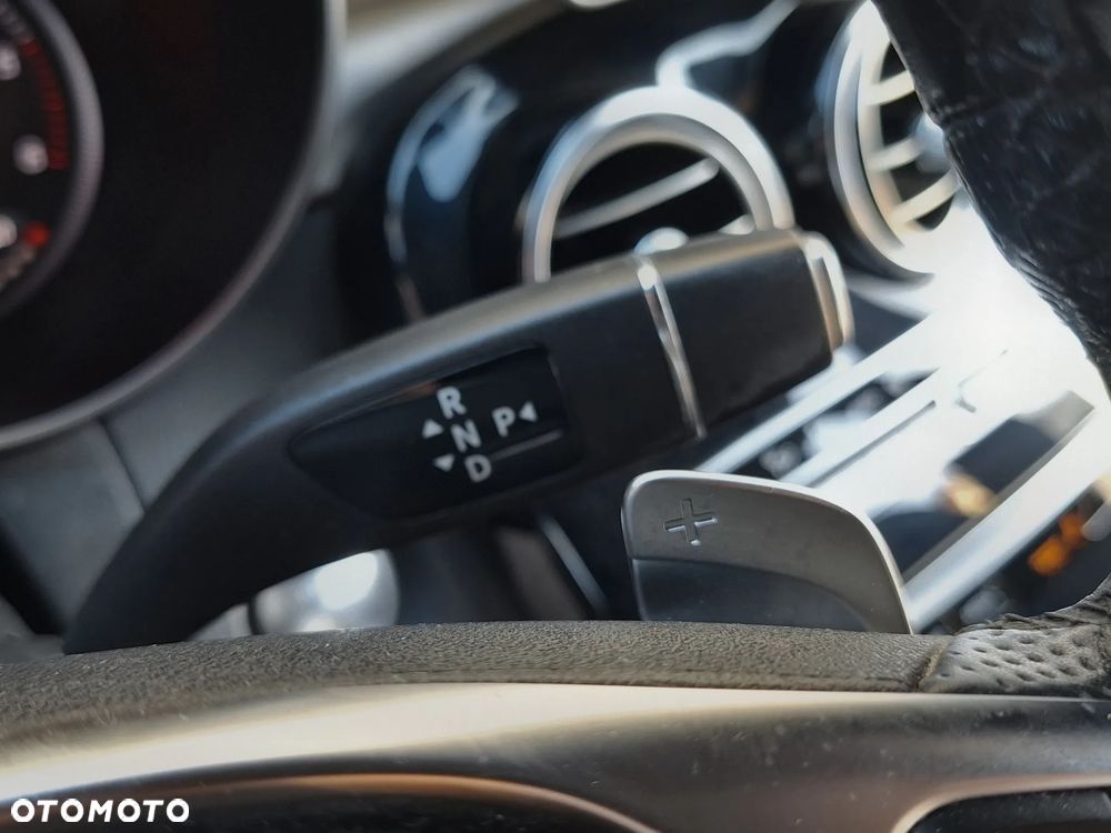 Mercedes-Benz GLC 220 d 4-Matic - 21