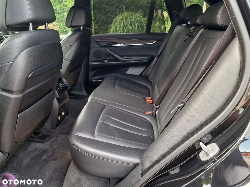 BMW X5 M M50d - 9