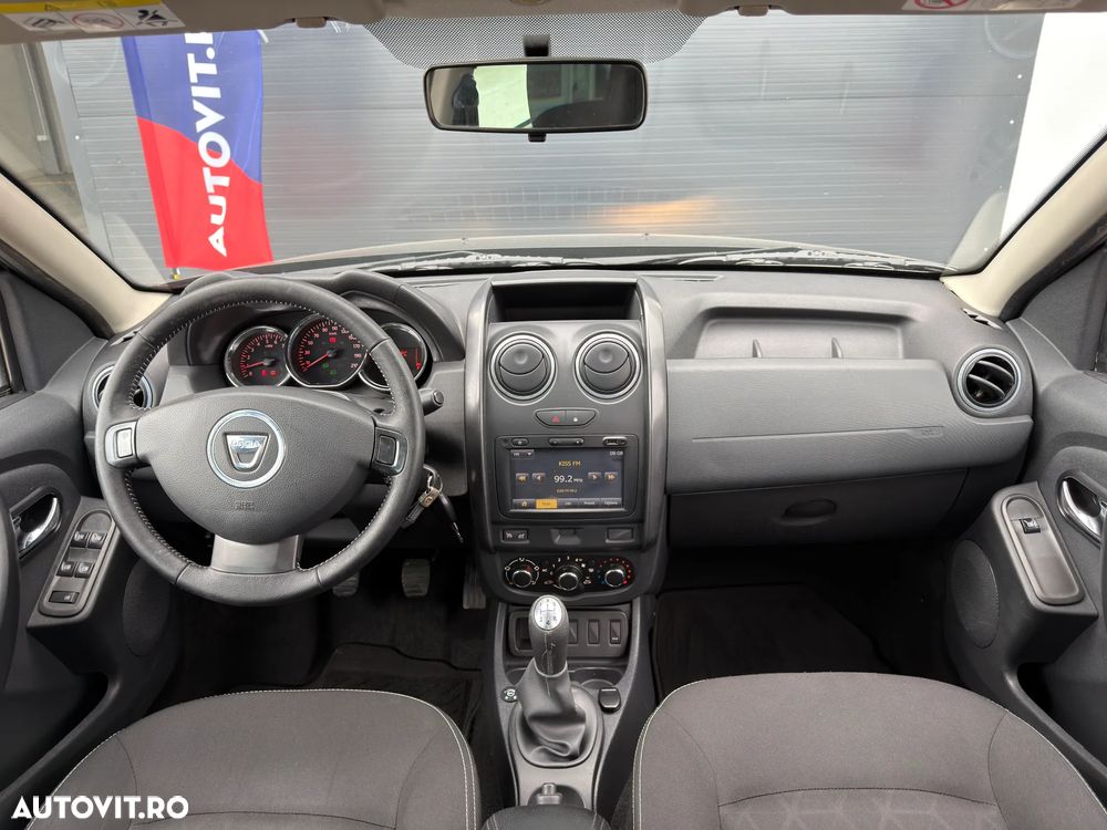 Dacia Duster 1.6 4x2 Prestige - 2