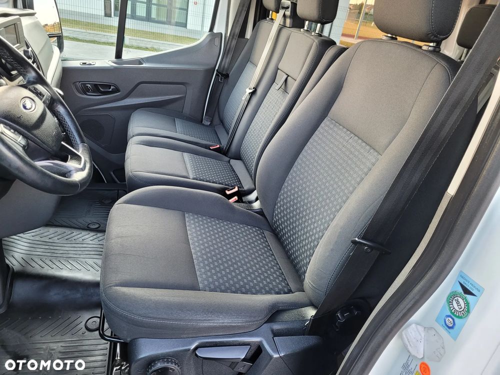 Ford Transit - 19