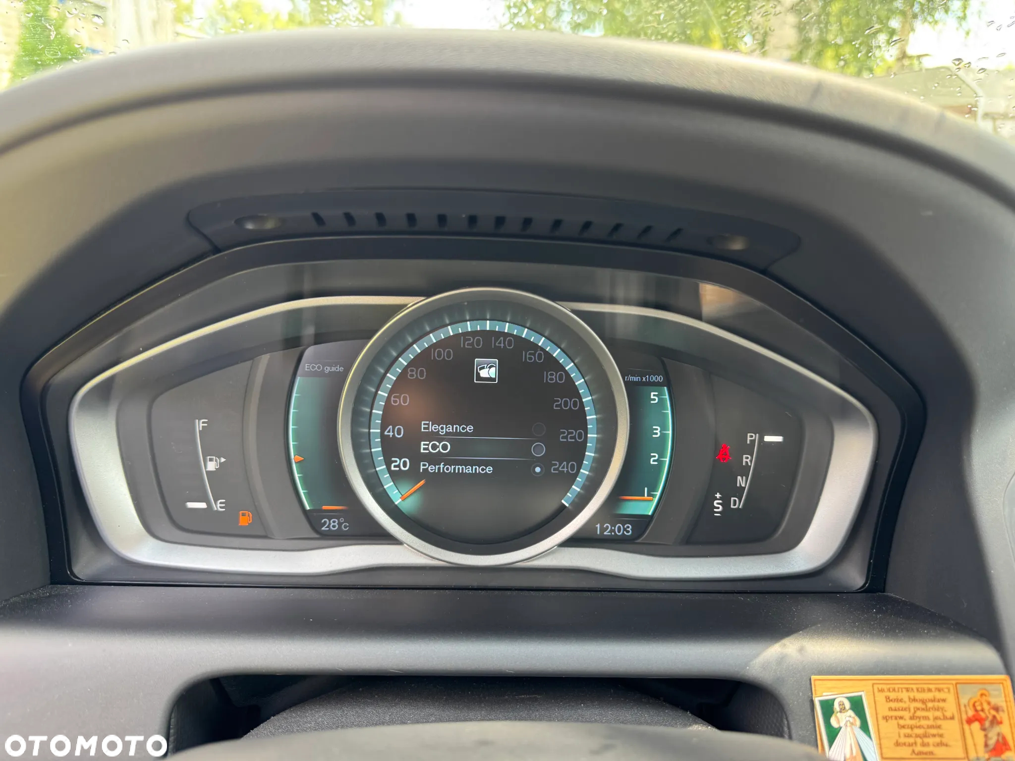 Volvo XC 60 D4 AWD Ocean Race - 17