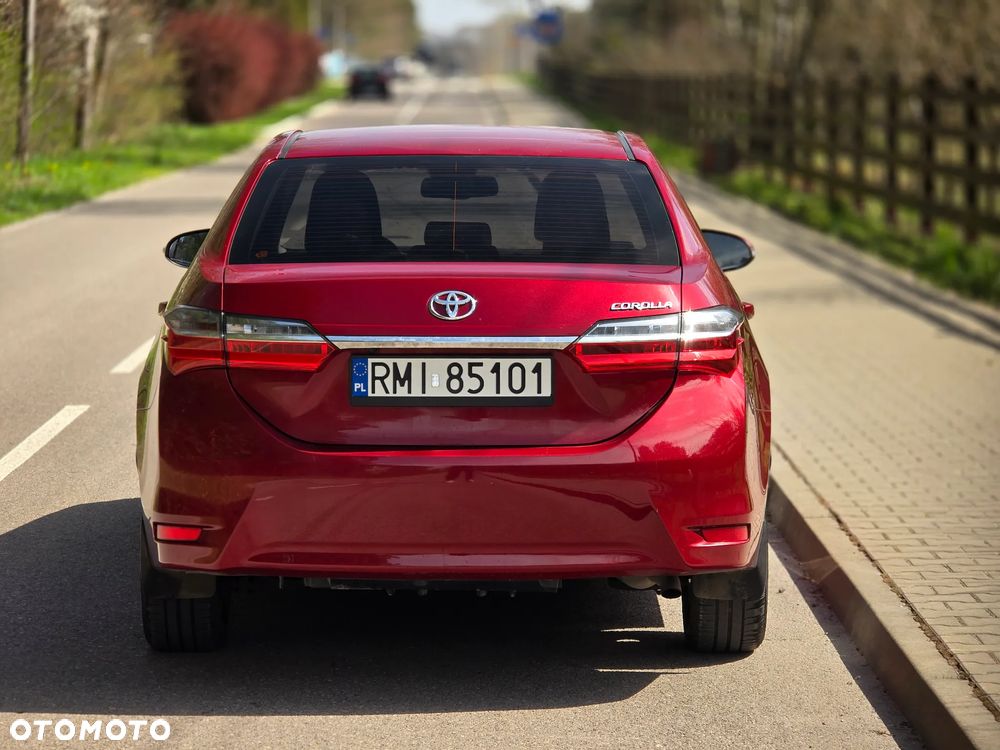 Toyota Corolla 1.6 Premium - 16