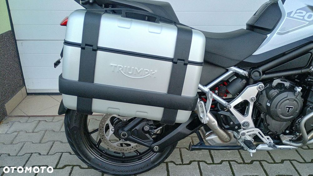 Triumph Tiger - 30
